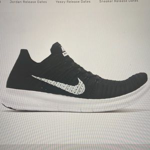 Nike free run fly knit